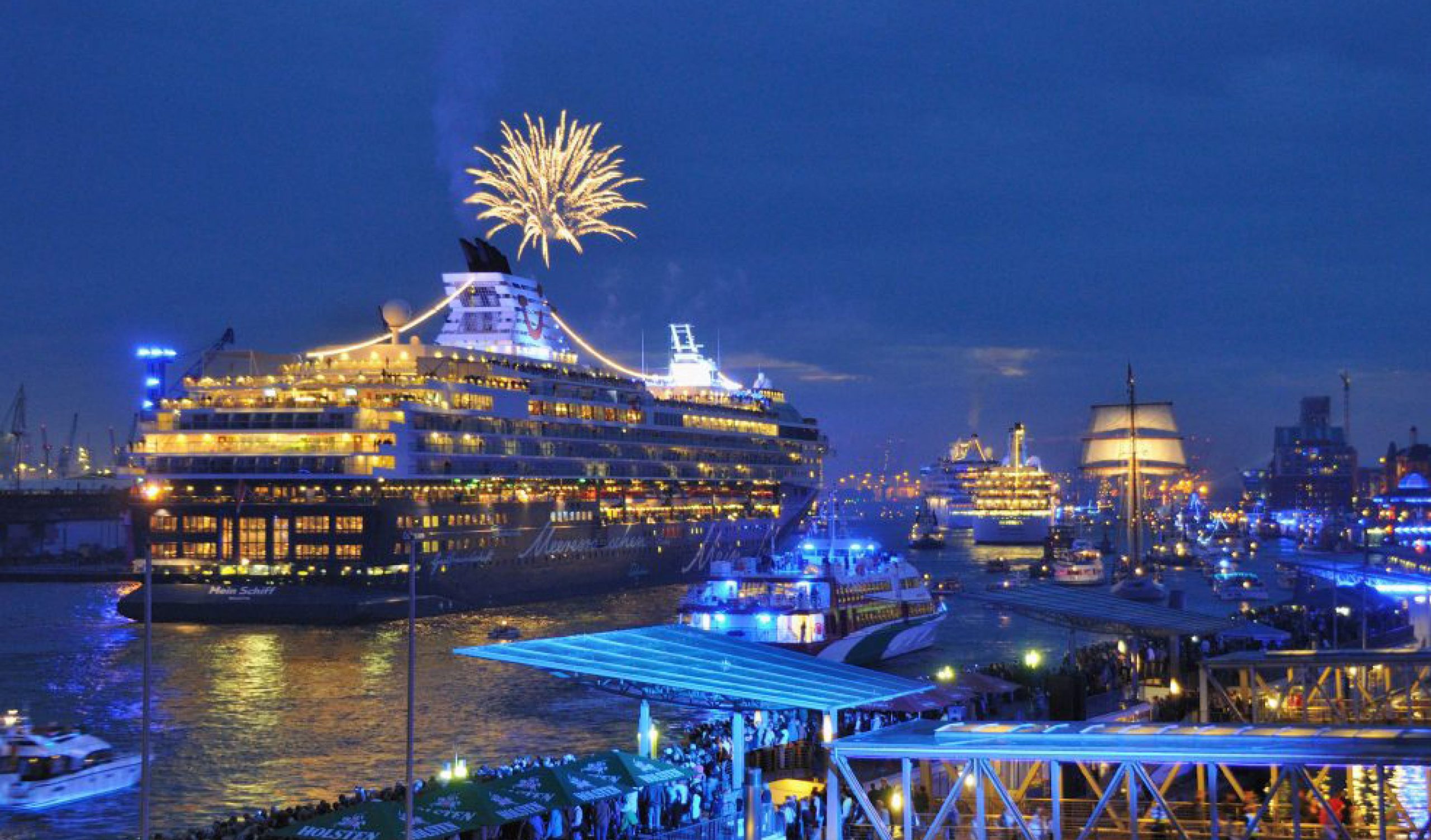 Cruise Days Feuerwerk – jetzt Tickets sichern und die Cruise Days erleben!