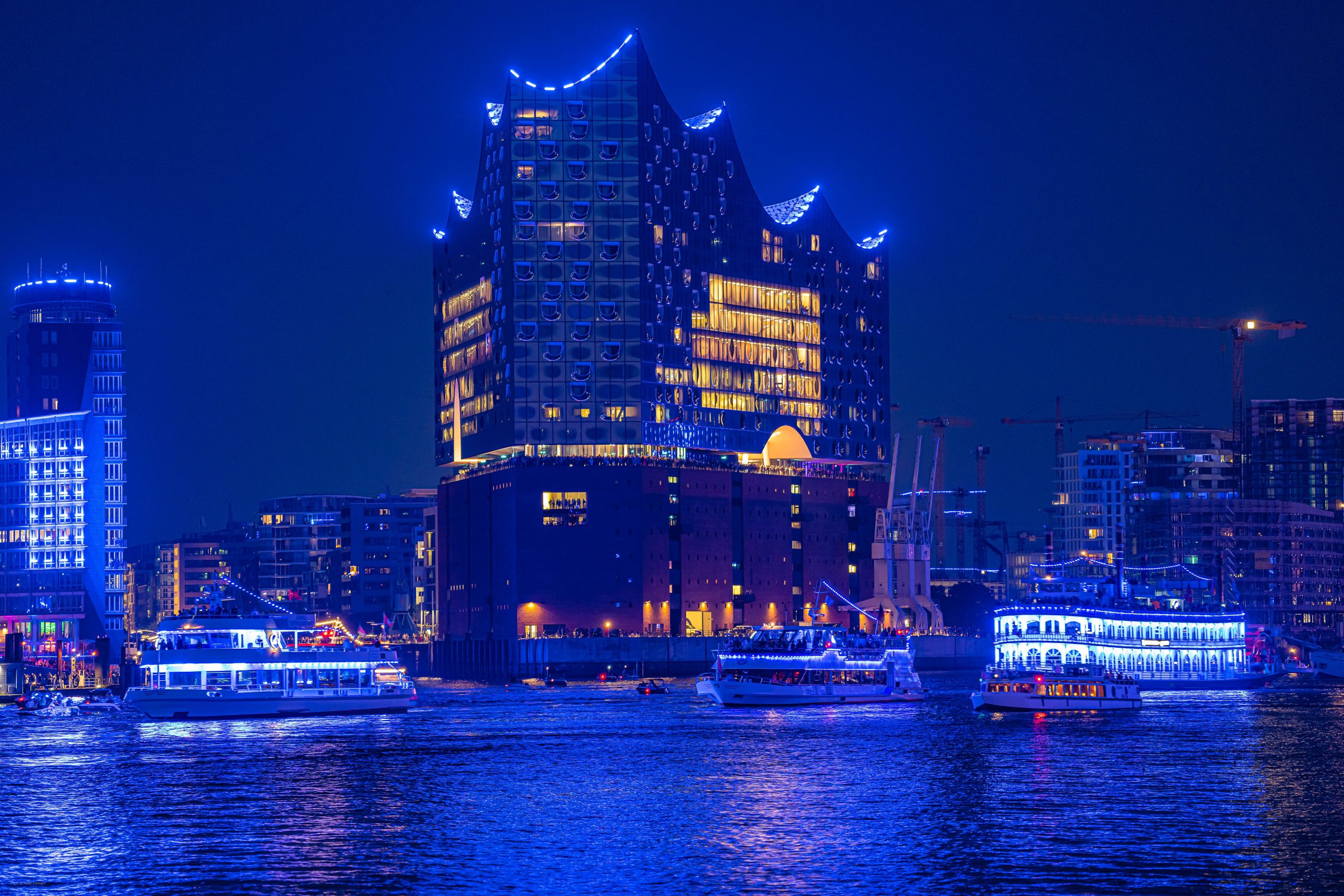 Wunderschöne Hafenrundfahrt zum Blue Port - Jetzt Tickets sichern